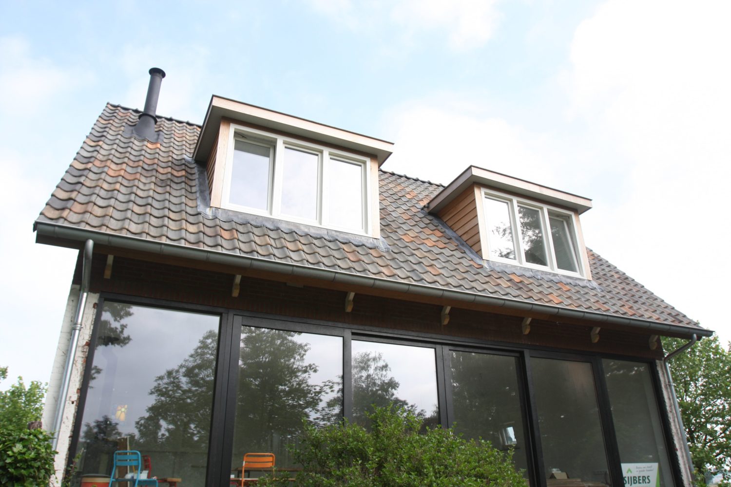 Complete renovatie en verhoging dak