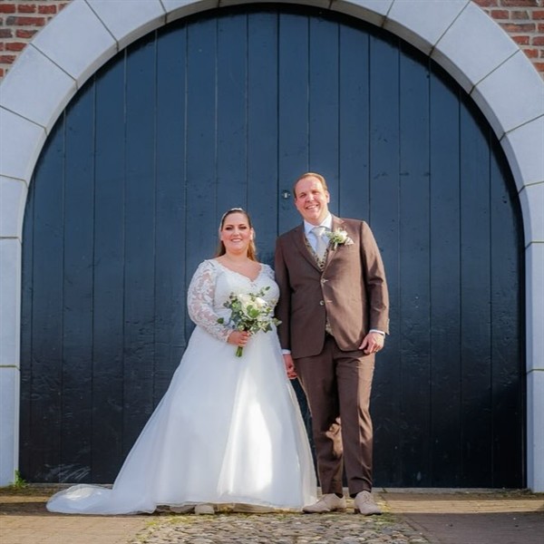 Bas en Joëlla getrouwd